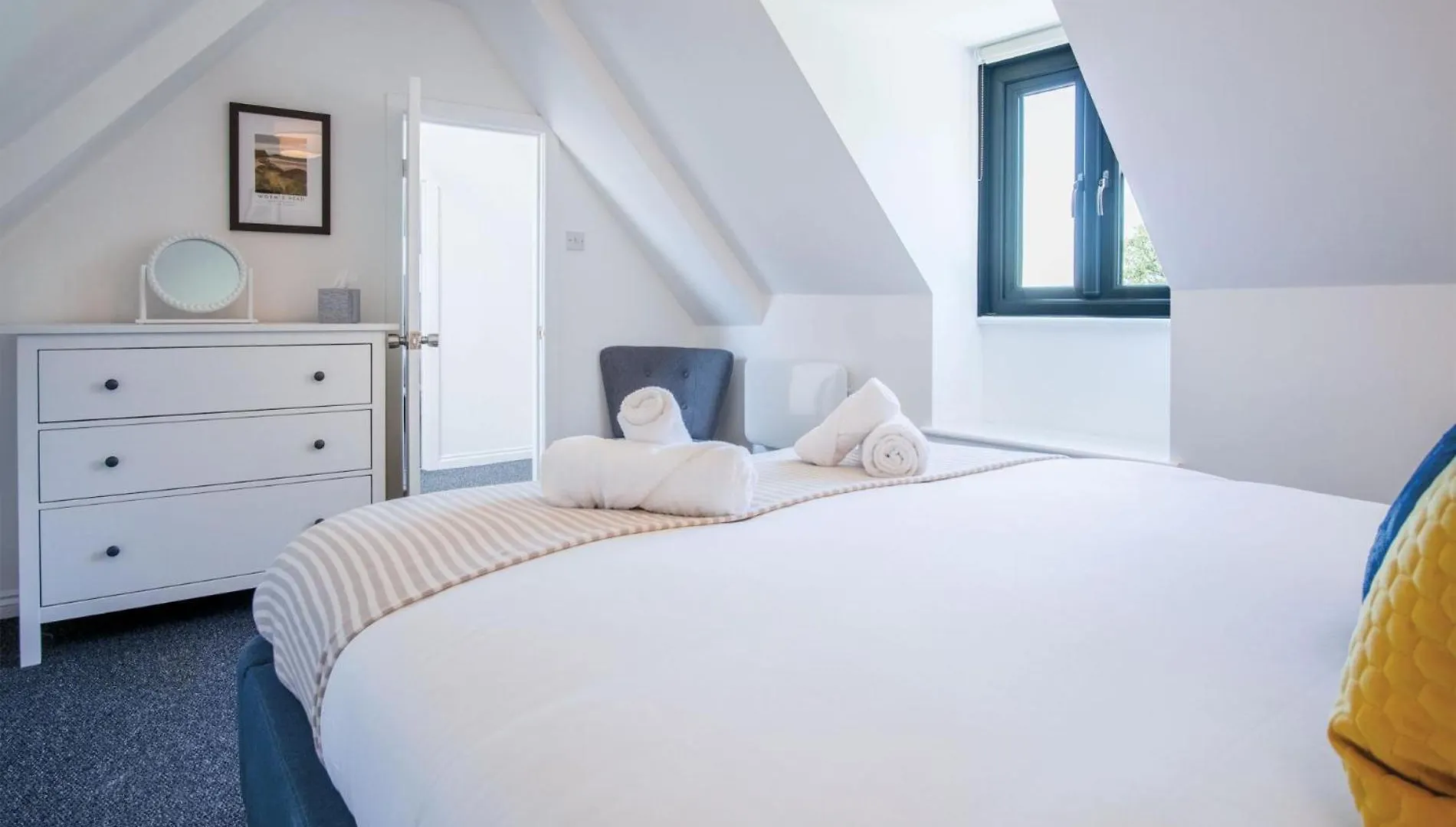 Holm Oak Cottage - 3 Bedroom Cottage - Reynoldston 0*,  United Kingdom